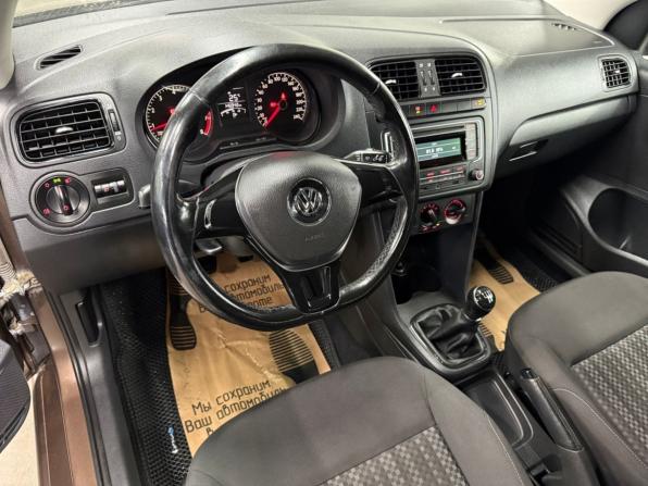 Volkswagen Polo V Рестайлинг с пробегом 2015 года, цена 829 000 рублей, 145896 км, седан, Автокод Объявления