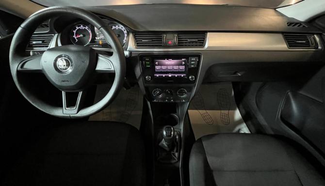 Skoda Rapid I Рестайлинг с пробегом 2018 года, цена 1 245 000 рублей, 102581 км, лифтбек, Автокод Объявления