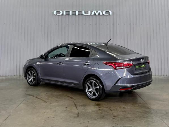 Hyundai Solaris II Рестайлинг с пробегом 2021 года, цена 1 577 000 рублей, 96599 км, седан, Автокод Объявления