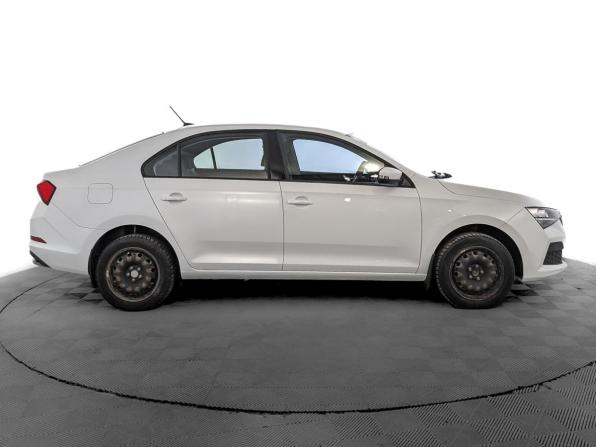 Skoda Rapid II с пробегом 2021 года, цена 1 550 000 рублей, 122652 км, лифтбек, Автокод Объявления