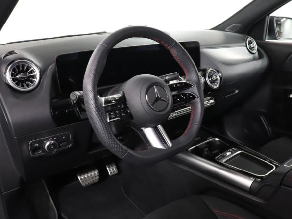 Mercedes-Benz GLA II (H247) Рестайлинг с пробегом 2025 года, цена 6 137 010 рублей, 3656 км, внедорожник, Автокод Объявления