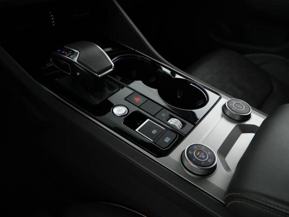 Volkswagen Touareg III с пробегом 2019 года, цена 5 099 046 рублей, 138033 км, внедорожник, Автокод Объявления