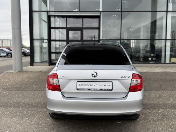 Skoda Rapid I с пробегом 2016 года, цена 1 075 000 рублей, 97080 км, лифтбек, Автокод Объявления