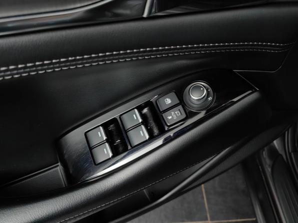 Mazda 6 III (GJ) Рестайлинг 2 с пробегом 2019 года, цена 2 499 000 рублей, 61215 км, седан, Автокод Объявления