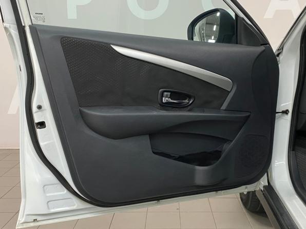 Nissan Almera III (G15) с пробегом 2015 года, цена 720 000 рублей, 98050 км, седан, Автокод Объявления