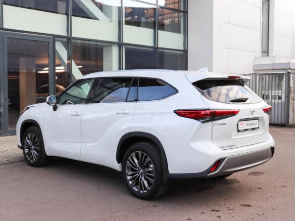 Toyota Highlander IV (XU70) с пробегом 2026 года, цена 5 457 000 рублей, 137 км, внедорожник, Автокод Объявления
