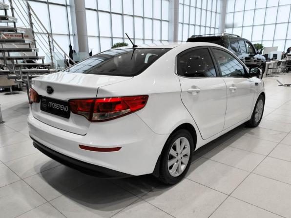 Kia Rio III Рестайлинг с пробегом 2015 года, цена 799 000 рублей, 225010 км, седан, Автокод Объявления