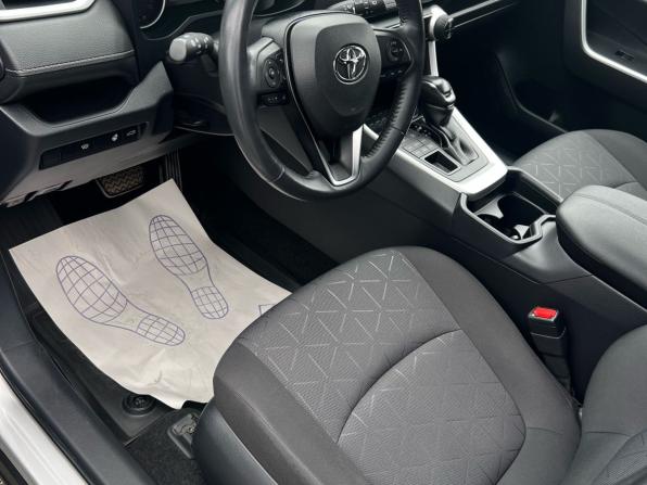 Toyota RAV4 V (XA50) с пробегом 2020 года, цена 3 550 000 рублей, 40416 км, внедорожник, Автокод Объявления
