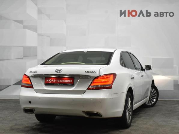 Hyundai Equus II Рестайлинг с пробегом 2014 года, цена 1 220 000 рублей, 253543 км, седан, Автокод Объявления