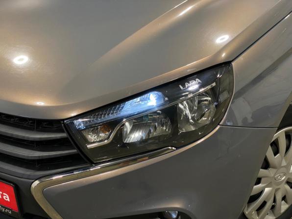 Lada (ВАЗ) Vesta I с пробегом 2019 года, цена 880 000 рублей, 113992 км, седан, Автокод Объявления