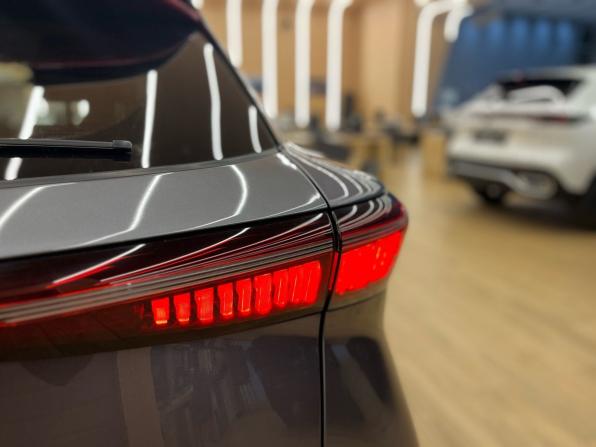 Omoda C5 I с пробегом 2024 года, цена 1 799 000 рублей, 23575 км, внедорожник, Автокод Объявления