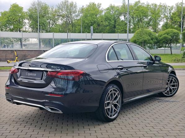 Mercedes-Benz E-Класс V (W213 S213 C238) Рестайлинг с пробегом 2021 года, цена 4 820 000 рублей, 96000 км, седан, Автокод Объявления