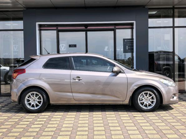 Kia Ceed I с пробегом 2010 года, цена 635 000 рублей, 254753 км, хэтчбек, Автокод Объявления
