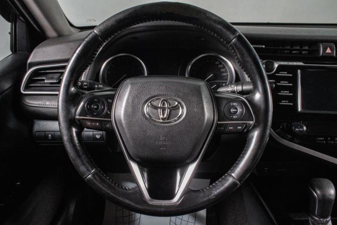 Toyota Camry VIII (XV70) с пробегом 2019 года, цена 1 599 000 рублей, 509000 км, седан, Автокод Объявления