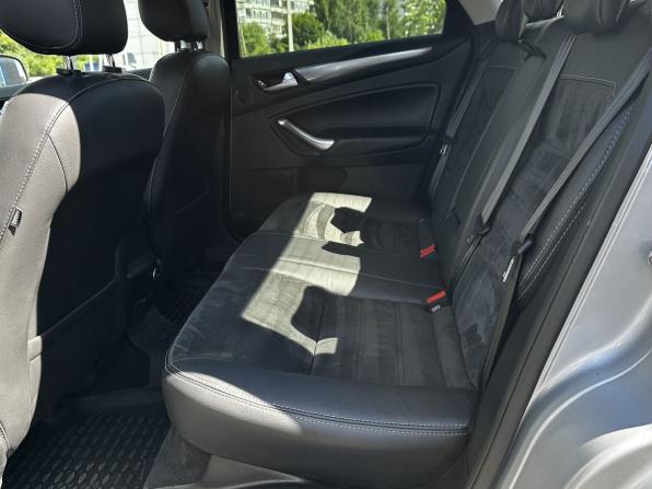Ford Mondeo IV Рестайлинг с пробегом 2013 года, цена 896 000 рублей, 144753 км, седан, Автокод Объявления