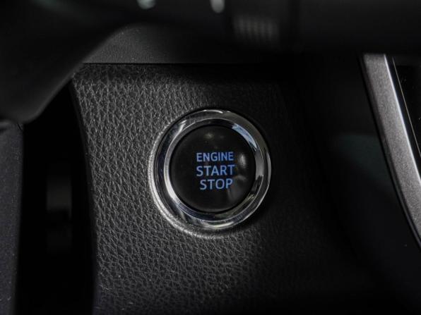 Toyota Camry VIII (XV70) с пробегом 2020 года, цена 2 679 000 рублей, 191426 км, седан, Автокод Объявления