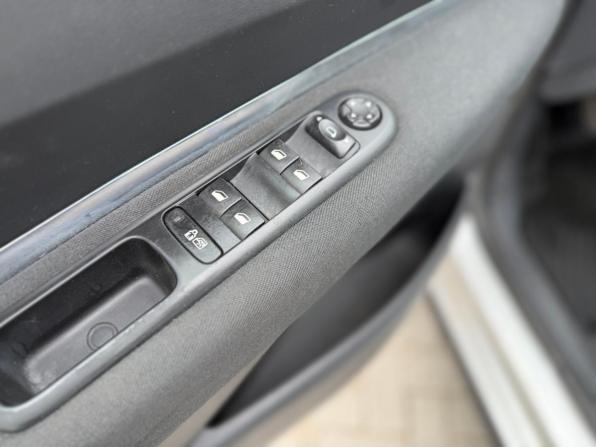 Peugeot 3008 I с пробегом 2012 года, цена 850 000 рублей, 129801 км, внедорожник, Автокод Объявления