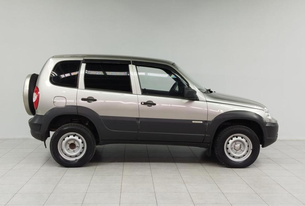 Chevrolet Niva I Рестайлинг Саратов  - изображение 4