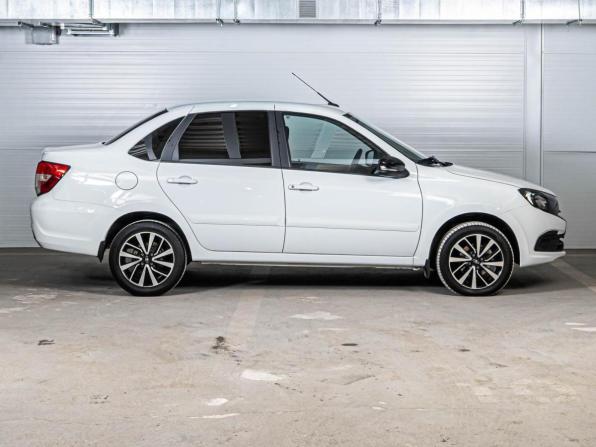 Lada (ВАЗ) Granta I Рестайлинг с пробегом 2023 года, цена 879 000 рублей, 26421 км, седан, Автокод Объявления