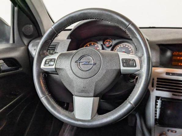 Opel Astra H Рестайлинг с пробегом 2011 года, цена 509 900 рублей, 313000 км, хэтчбек, Автокод Объявления