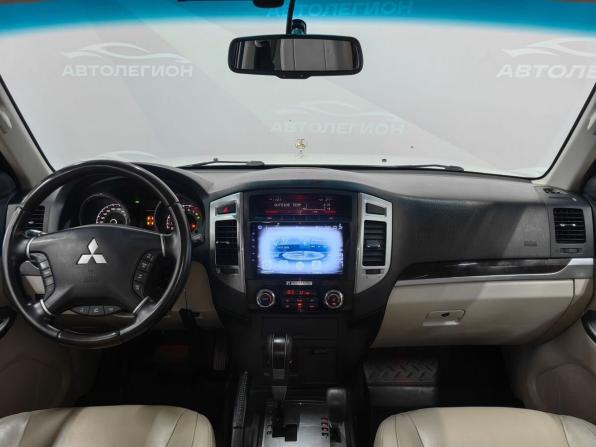 Mitsubishi Pajero IV Рестайлинг 2 с пробегом 2019 года, цена 3 350 000 рублей, 135000 км, внедорожник, Автокод Объявления