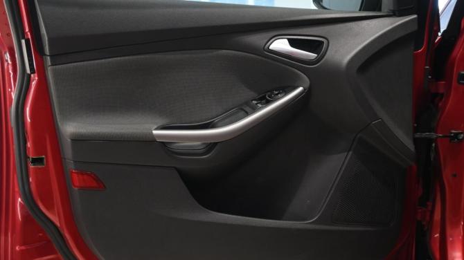 Ford Focus III с пробегом 2013 года, цена 620 000 рублей, 213357 км, хэтчбек, Автокод Объявления