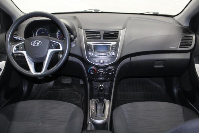 Hyundai Solaris I Рестайлинг с пробегом 2016 года, цена 1 050 000 рублей, 120595 км, седан, Автокод Объявления