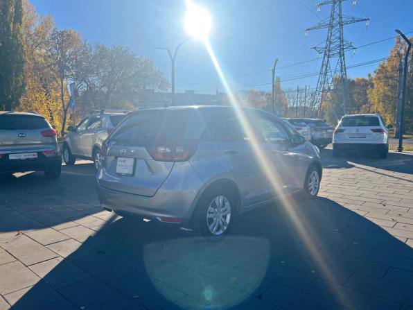 Honda Fit IV с пробегом 2021 года, цена 1 340 000 рублей, 77414 км, хэтчбек, Автокод Объявления