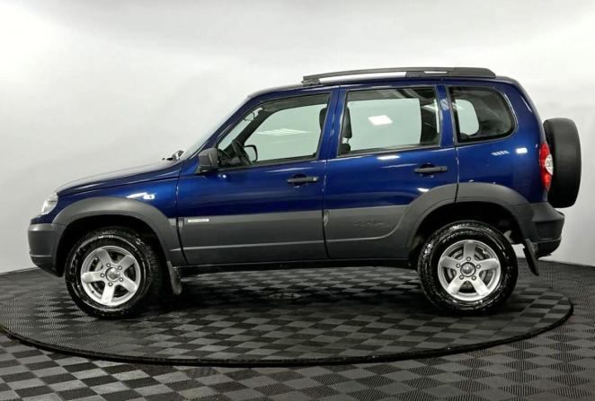 Chevrolet Niva I Рестайлинг с пробегом 2018 года, цена 760 000 рублей, 111912 км, внедорожник, Автокод Объявления