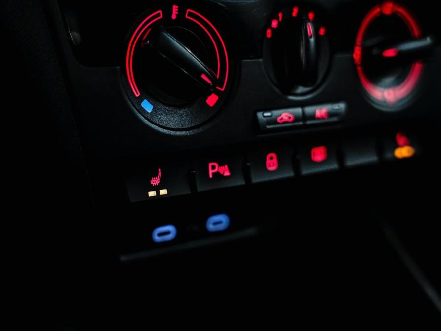 Volkswagen Polo VI Красноярск  - изображение 24