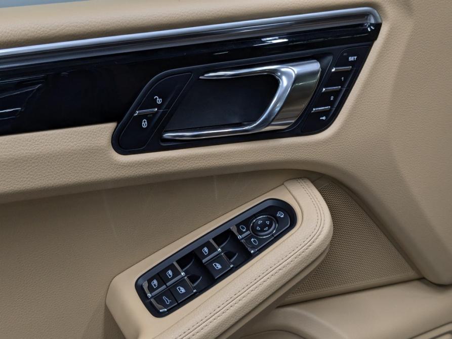 Porsche Macan I Москва  - изображение 15