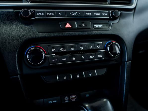 Kia Ceed III с пробегом 2018 года, цена 1 640 000 рублей, 119705 км, хэтчбек, Автокод Объявления