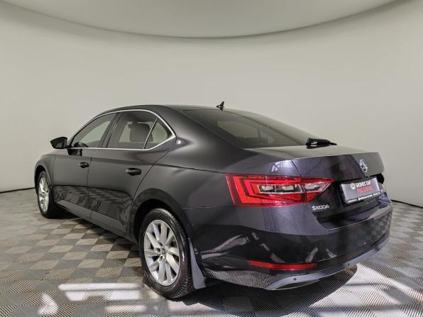 Skoda Superb III с пробегом 2017 года, цена 1 975 000 рублей, 159021 км, лифтбек, Автокод Объявления