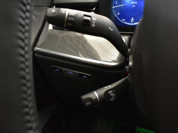 Hongqi HS5 I Рестайлинг с пробегом 2024 года, цена 3 750 000 рублей, 9068 км, внедорожник, Автокод Объявления