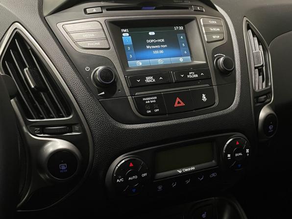 Hyundai ix35 I Рестайлинг с пробегом 2013 года, цена 1 390 000 рублей, 111311 км, внедорожник, Автокод Объявления