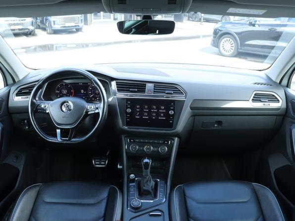 Volkswagen Tiguan II с пробегом 2018 года, цена 3 200 000 рублей, 193878 км, внедорожник, Автокод Объявления