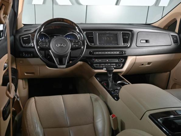 Kia Carnival III с пробегом 2019 года, цена 3 399 000 рублей, 130215 км, минивэн, Автокод Объявления