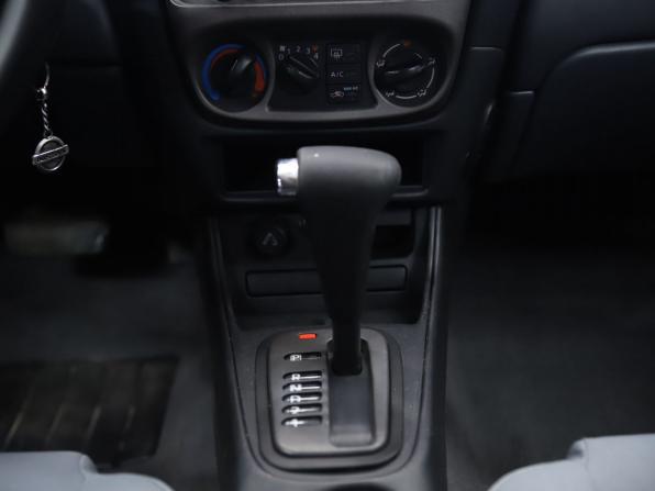 Nissan Almera II (N16) Рестайлинг с пробегом 2006 года, цена 370 000 рублей, 276521 км, седан, Автокод Объявления