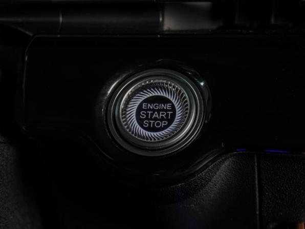Omoda C5 I с пробегом 2024 года, цена 1 779 000 рублей, 39944 км, внедорожник, Автокод Объявления