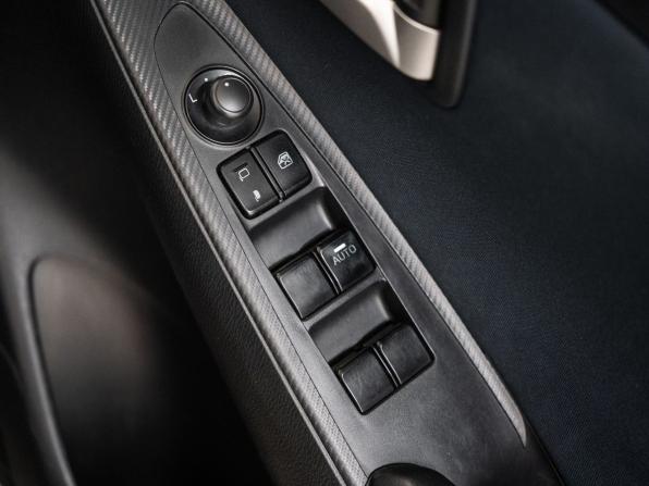 Mazda Demio IV (DJ) с пробегом 2016 года, цена 1 095 000 рублей, 124616 км, хэтчбек, Автокод Объявления