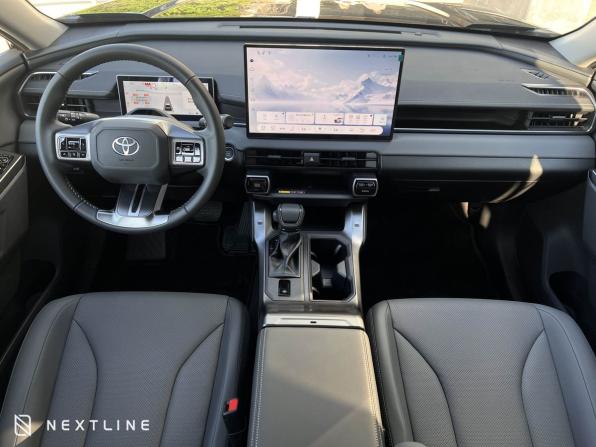 Новый Toyota RAV4 V (XA50) 2026 года, цена 4 890 000 рублей, внедорожник, Автокод Объявления