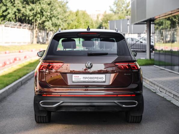 Volkswagen Tiguan II Рестайлинг с пробегом 2021 года, цена 2 779 000 рублей, 108478 км, внедорожник, Автокод Объявления