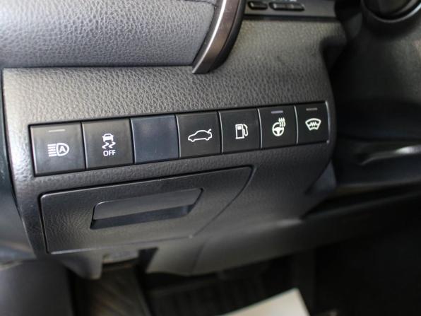 Toyota Camry VIII (XV70) с пробегом 2018 года, цена 2 785 800 рублей, 61302 км, седан, Автокод Объявления