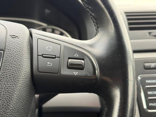 Skoda Octavia II (A5) Рестайлинг с пробегом 2013 года, цена 715 000 рублей, 217842 км, лифтбек, Автокод Объявления
