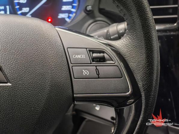 Mitsubishi Outlander III Рестайлинг 3 с пробегом 2018 года, цена 1 800 000 рублей, 135000 км, внедорожник, Автокод Объявления