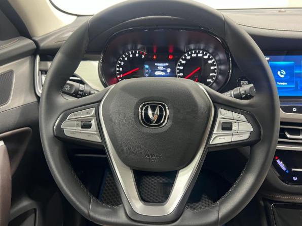 Changan CS35 Plus I с пробегом 2022 года, цена 1 599 000 рублей, 28300 км, внедорожник, Автокод Объявления