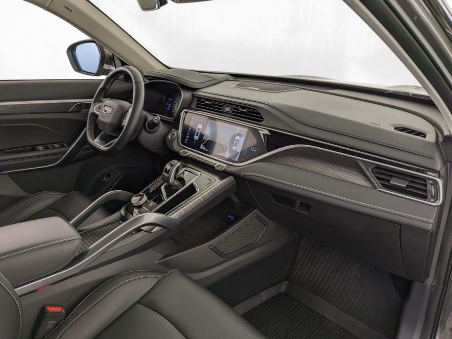 Geely Atlas Pro Москва  - изображение 11