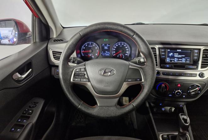 Hyundai Solaris II Рестайлинг с пробегом 2020 года, цена 1 450 000 рублей, 100206 км, седан, Автокод Объявления