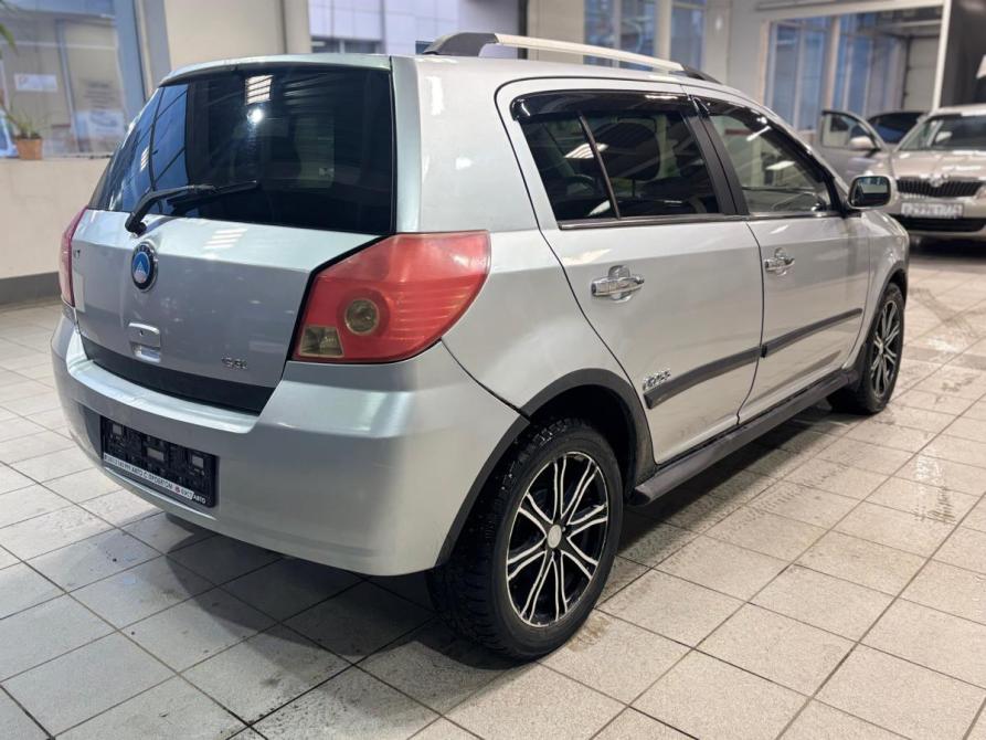 Geely MK Cross I Челябинск  - изображение 5