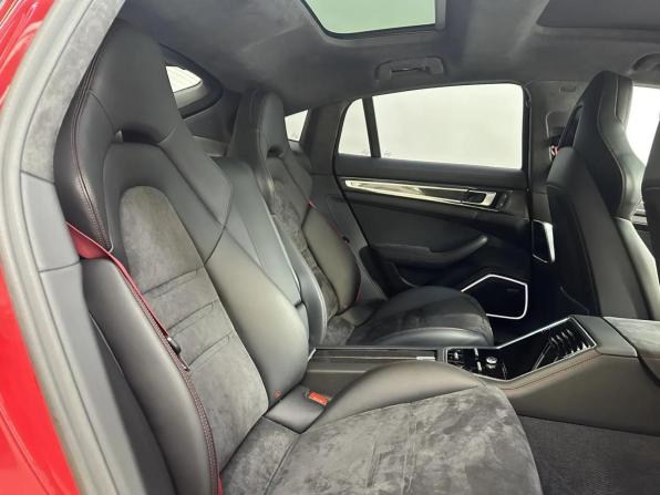 Porsche Panamera II Рестайлинг с пробегом 2021 года, цена 17 950 000 рублей, 11506 км, лифтбек, Автокод Объявления